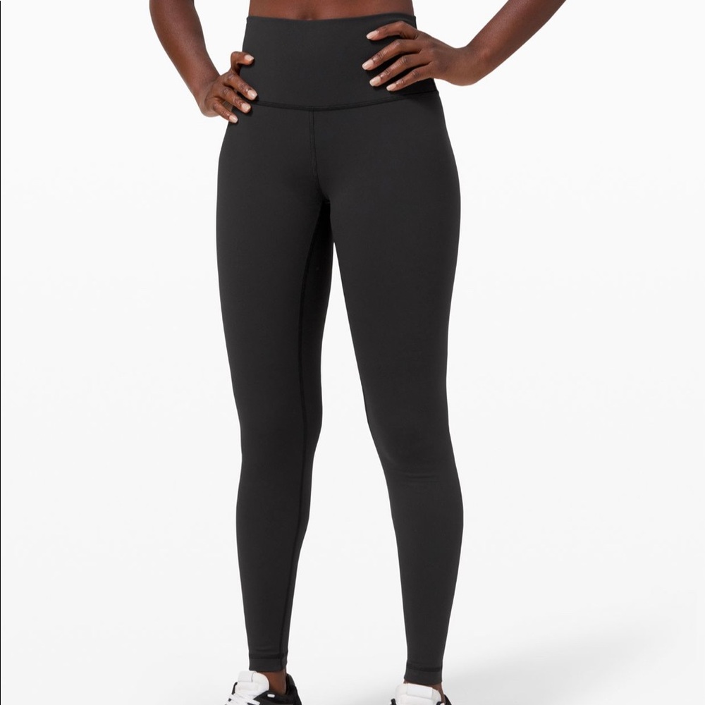Black lululemon leggings!